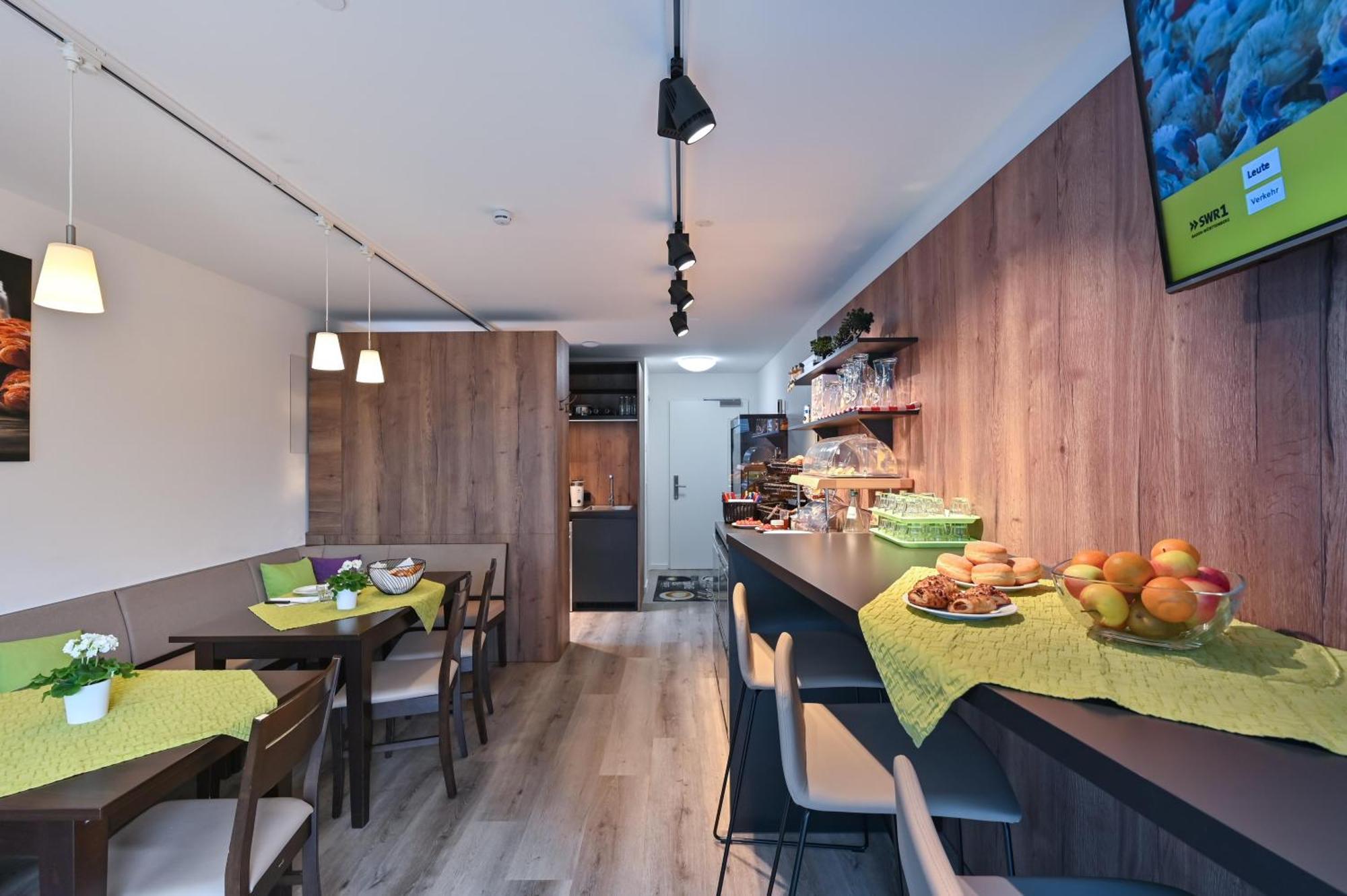 Hotel Gaestehaus Stock Zimmer Kraeuterstueble Friedrichshafen Luaran gambar